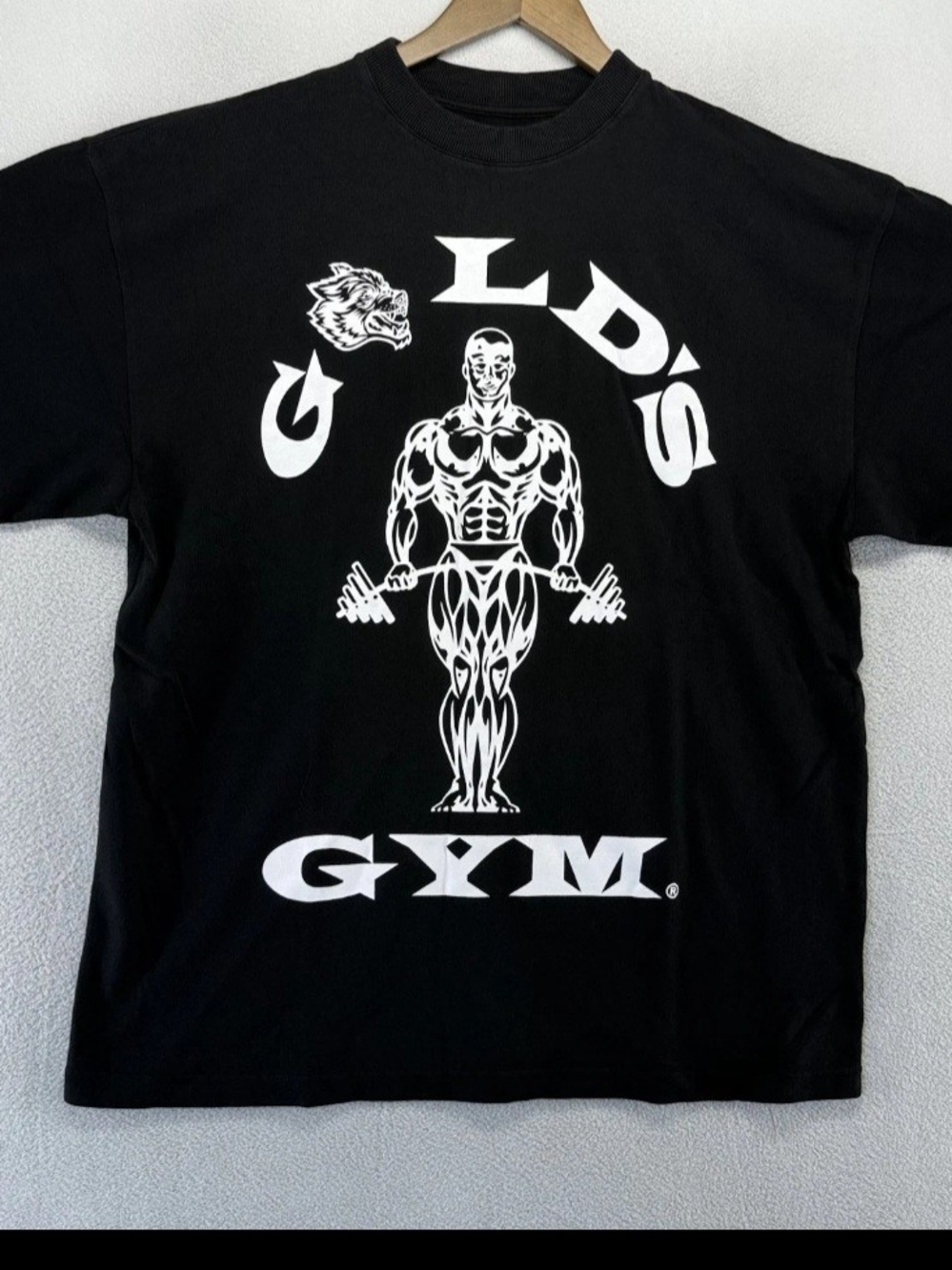 Darc Sport x  Golds Gym Graphic limited Edition Gym shirt LARGE NWT